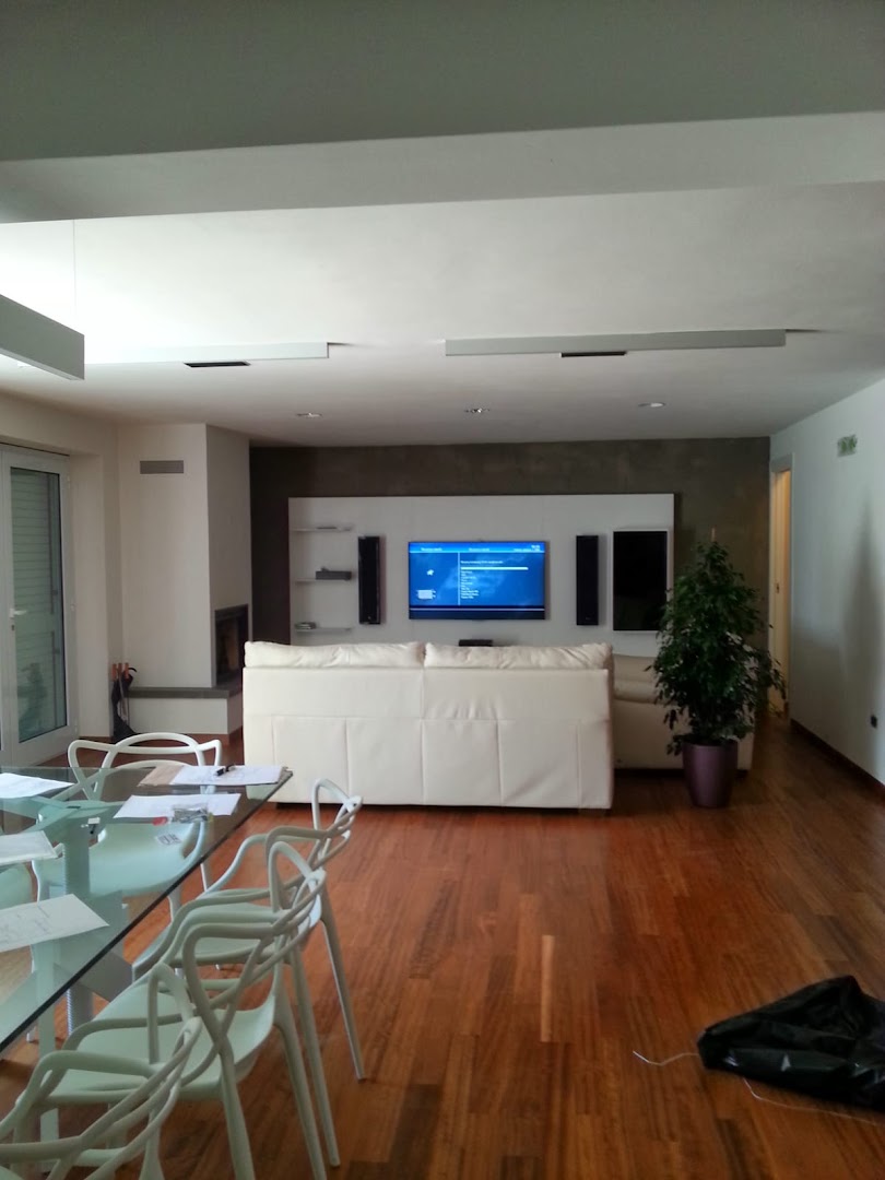 CUOZZO FAUSTO IMPIANTI ELETTRICI — Foto 11